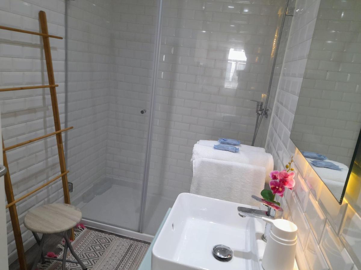 Light Blue Apartment Aveiro Luaran gambar